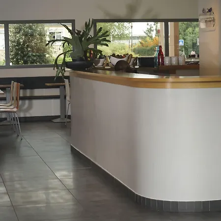 H24 Hotel