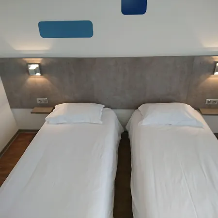 H24 Hotel