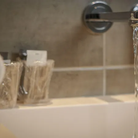 H24 Szálloda Le Mans