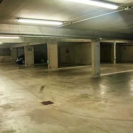 H24 Hotel