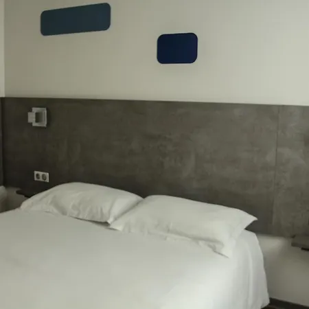 H24 Hotel 3*