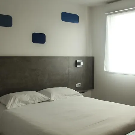 H24 Hotel 3*