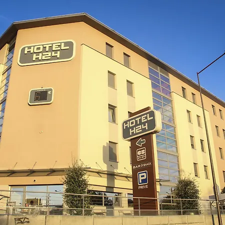 Hotel H24 3*