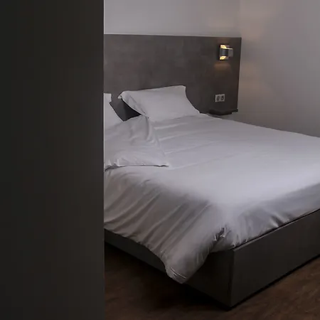 Hotel H24 3*