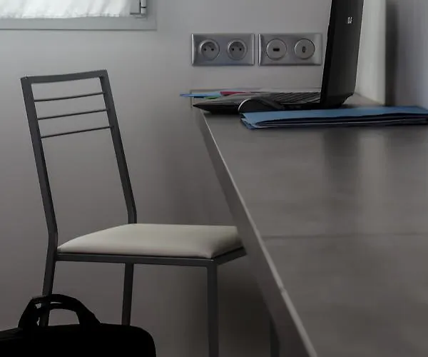 H24 ホテル ルマン